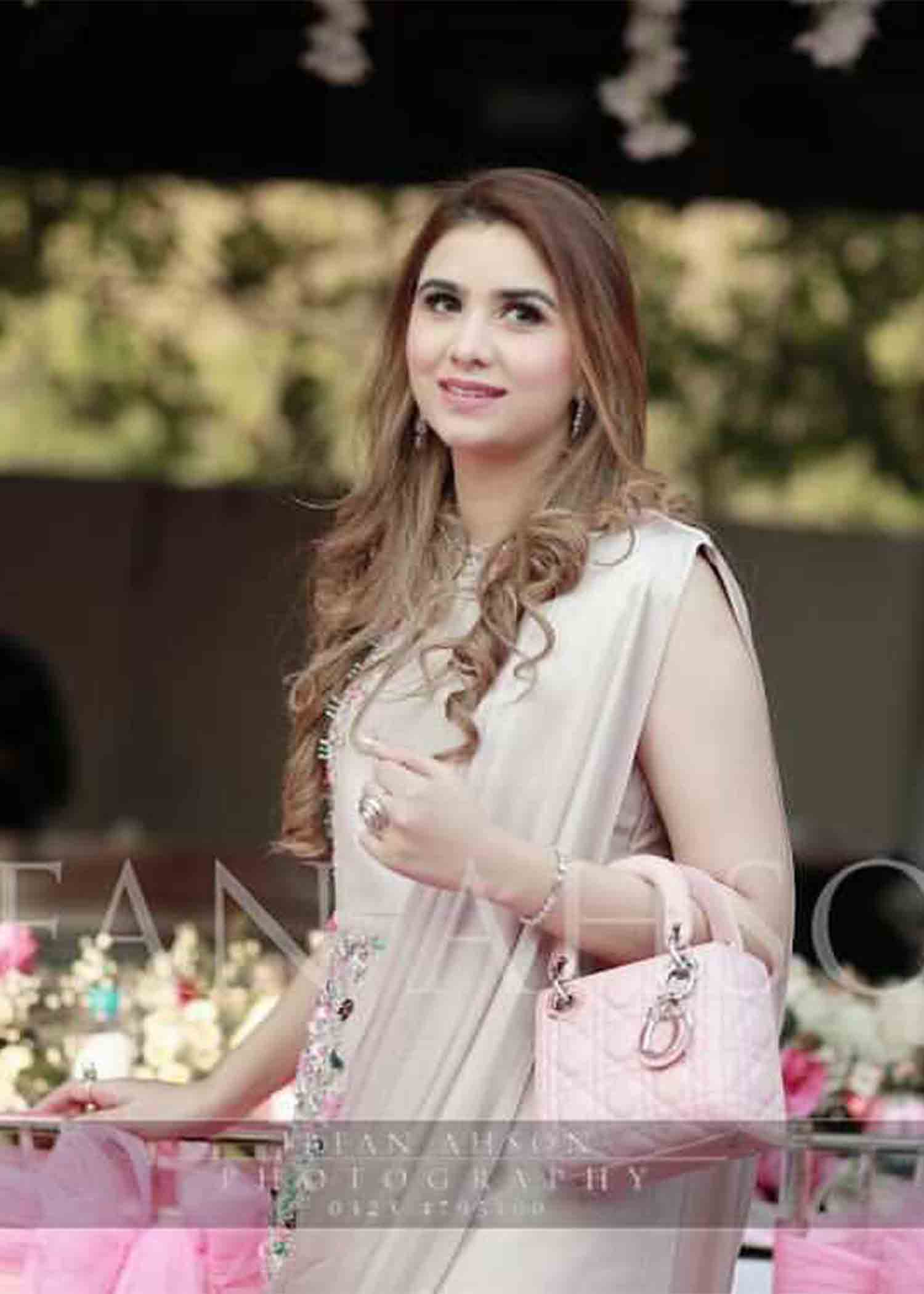 Pearlia-Client Diaries - Image 3