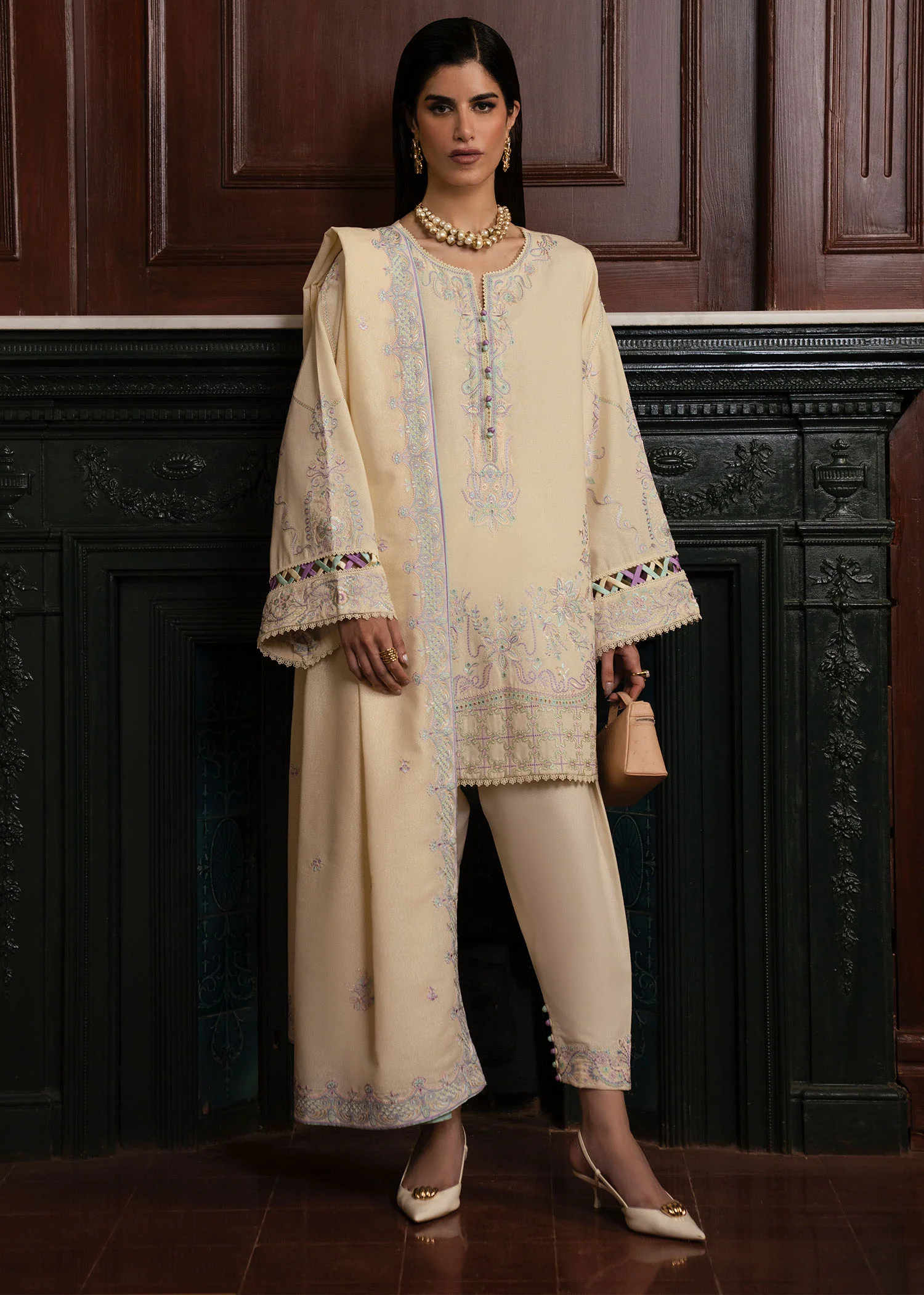 ShahGul - Stitched - Image 3